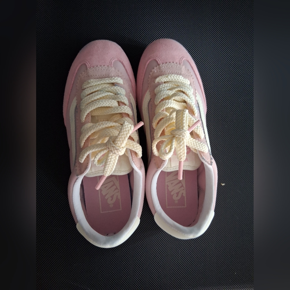 Vans Kids Pink & Cream Low-Top Sneakers